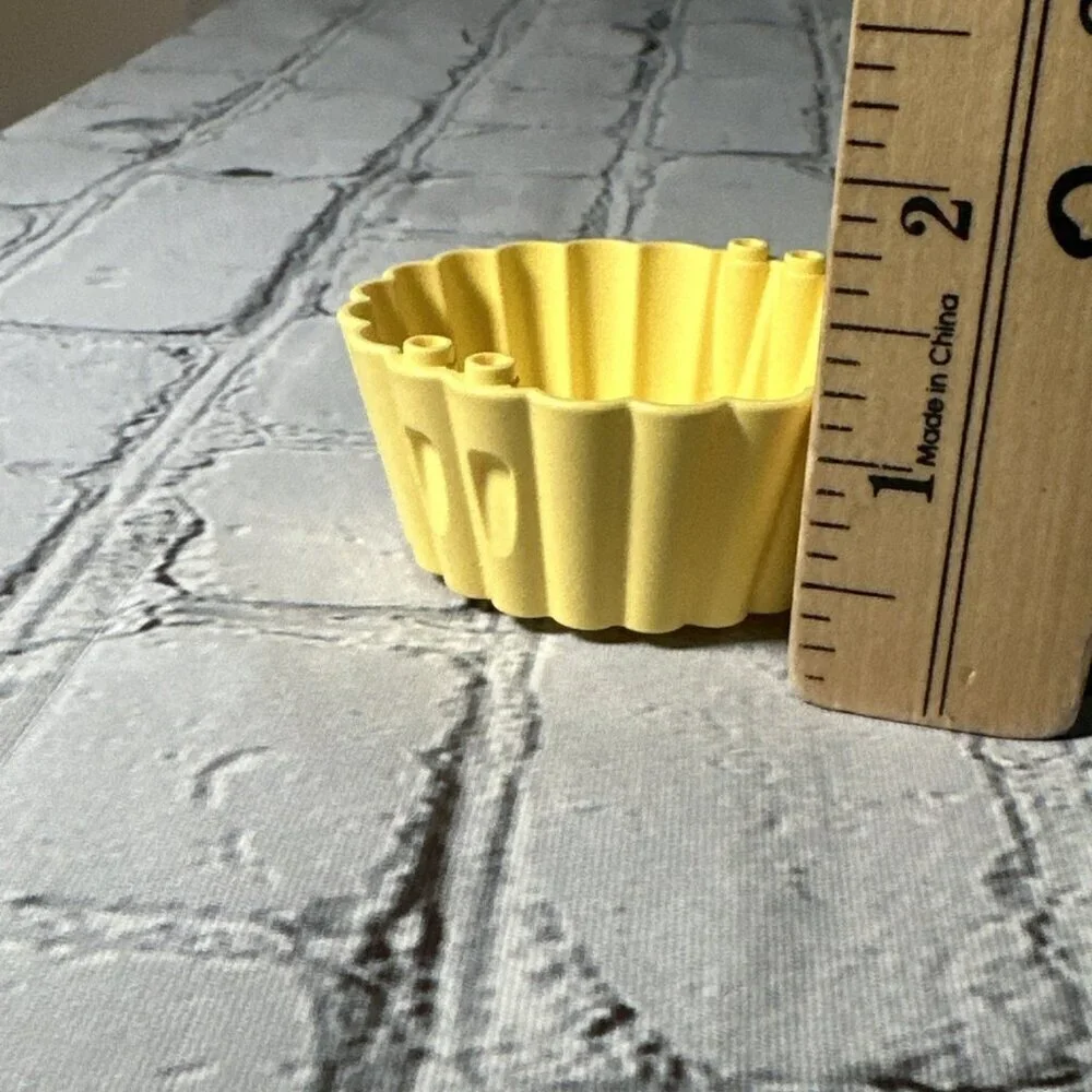 Lego Duplo Yellow Cupcake Muffin Bottom Replacement Piece Baking Set Cup Cake